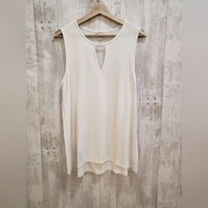 💚5/$25 Michael Kors Sleeveless White Keyhole Stretchy Top Blouse Size Medium